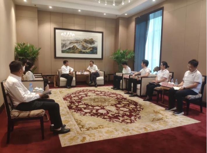 榆林市政府领导会见金花股份董事长一行 榆林市政府领导会见金花股份董事长一行