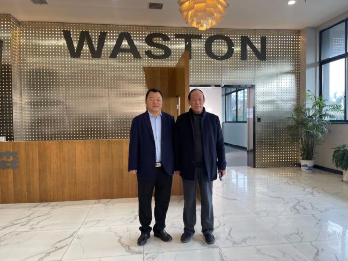 金花股份董事长邢雅江到访常州华森医疗器械股份有限公司 金花股份董事长邢雅江到访常州华森医疗器械股份有限公司