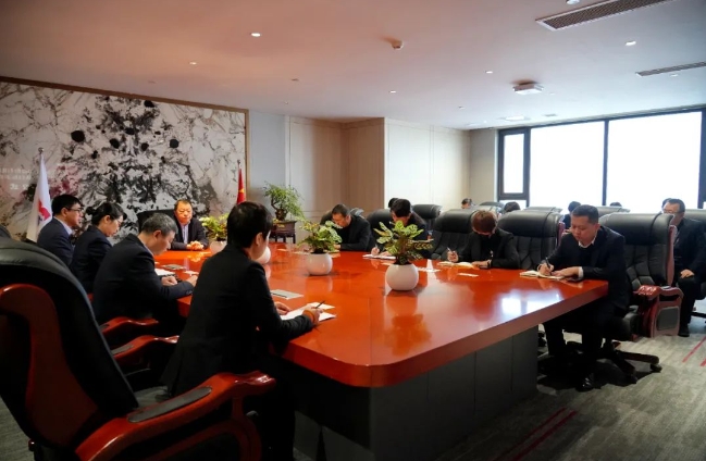 金花股份各经营纵队签订2024年目标责任书 金花股份各经营纵队签订2024年目标责任书