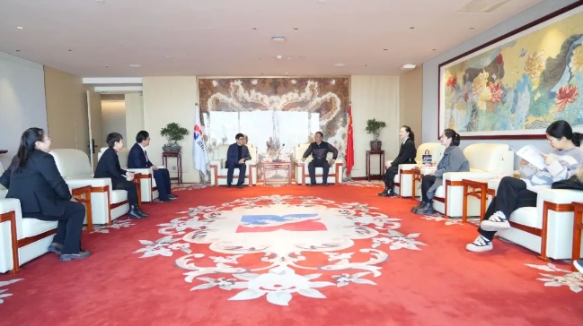 西安市财贸工会主任周华一行到访金花股份 西安市财贸工会主任周华一行到访金花股份